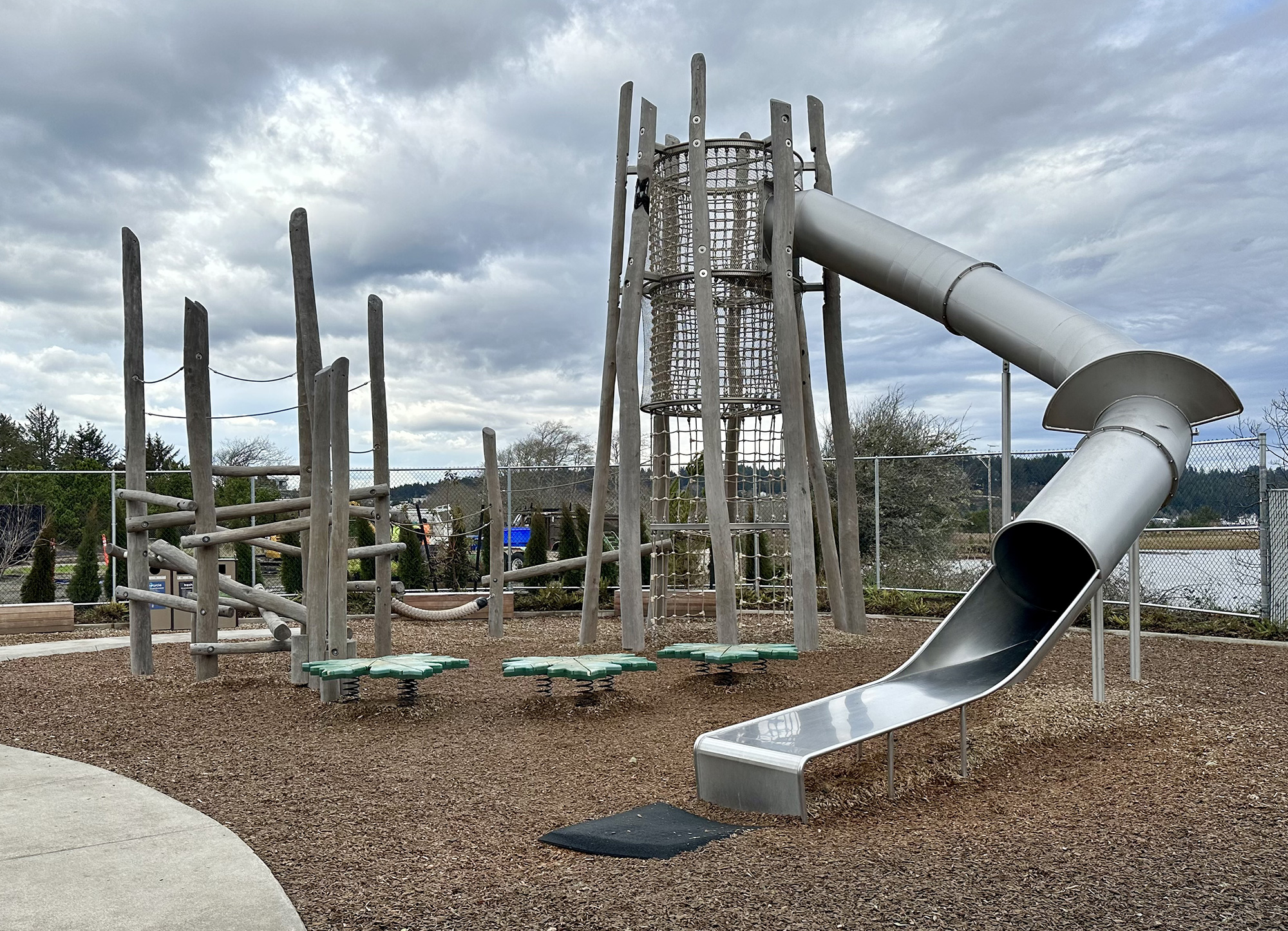 oregon coast aquarium playground E0164