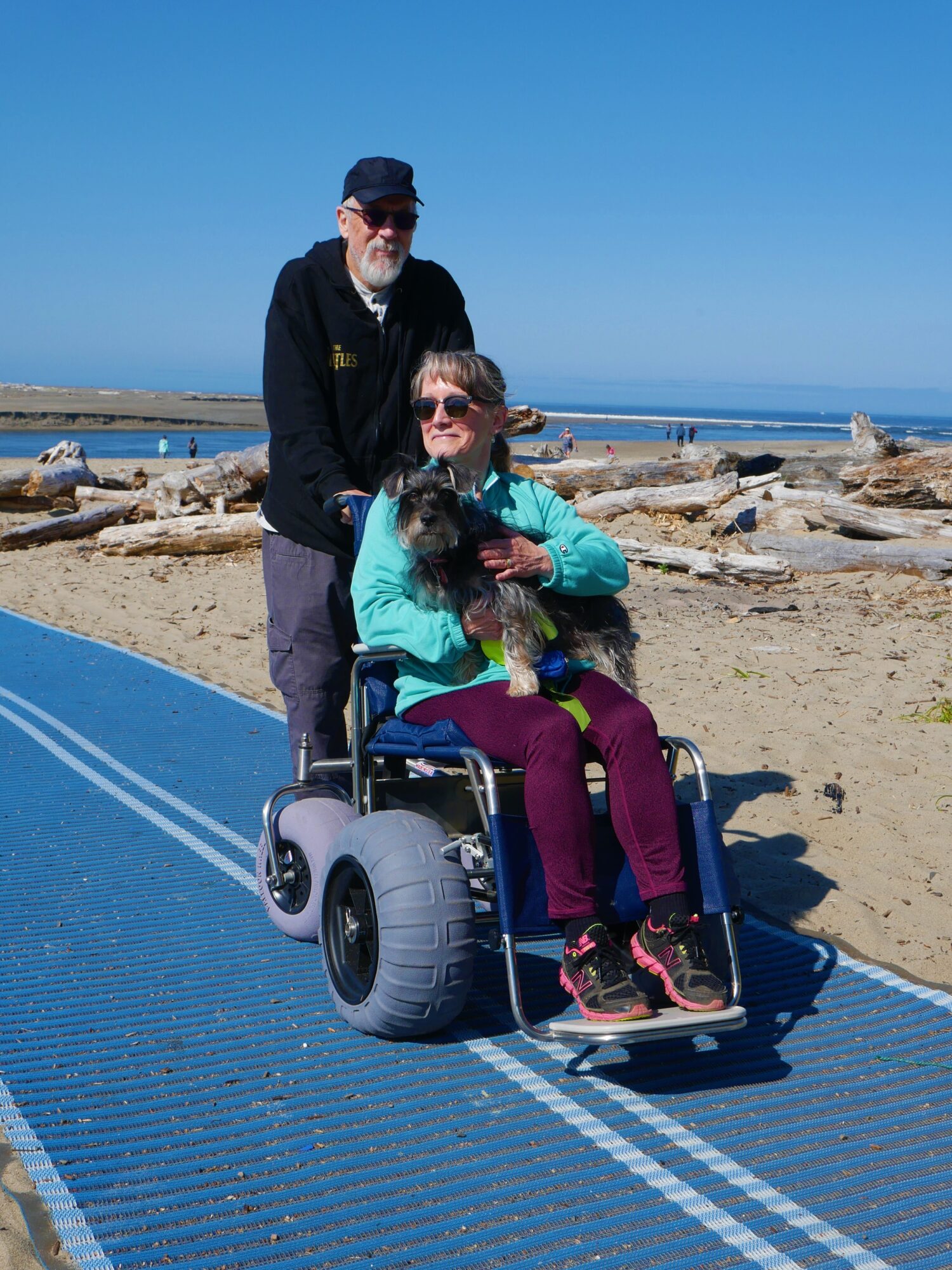 Chair and Mobi Beach Wheelchairs Lincoln City